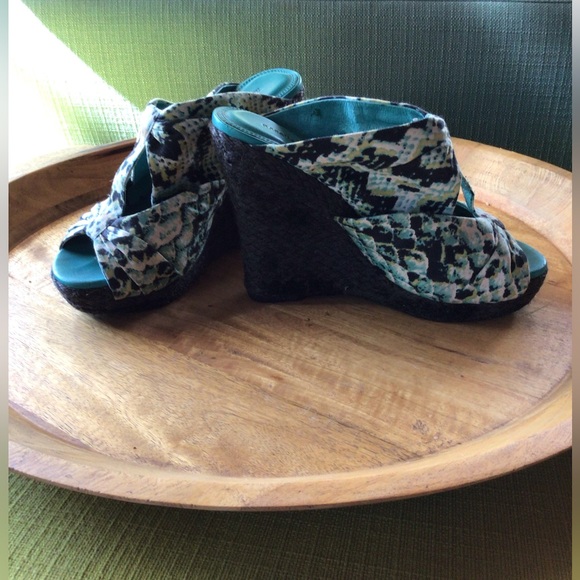 Nanette Lepore canvas and leather espadrilles - Picture 3 of 5